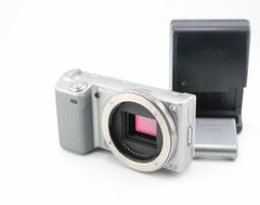 SONY α-NEX5ミラーレス一眼カメラ本体＆ ズームレンズ16-50 セット