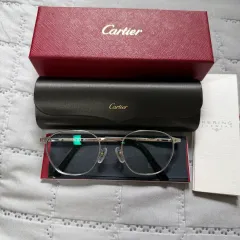 カルティエ サントス メガネのサムネイル
