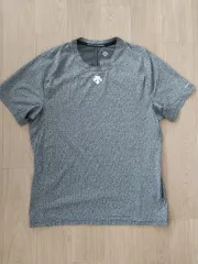 xxx DESCENTE ランニング専用 Tシャツ 95 ユニセックスのサムネイル
