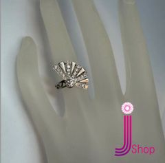 ☆Pt900 ダイヤ0.86ct デザインリング 13号☆ - メルカリ