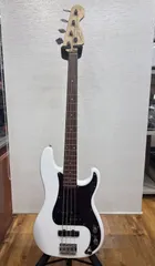 T☆Squier by Fender P BASS Precision Bass 2018 プレシジョンベースのサムネイル