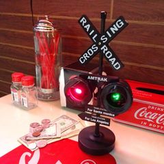 アメリカン トレインシグナル 踏切型 テーブルライト - メルカリ