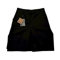 未使用　BURBERRY バーバリー ハーフパンツ レディース IT38 S〜M相当  タグ付き モヘア ウール ブラック ブルー ホワイト ラップ風 ワイドパンツ キュロット イタリア製 高級 ボトムスのサムネイル