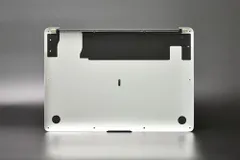 MacBook Air 13 A1466 2017 ボトムケース 中古品 1-821-17のサムネイル