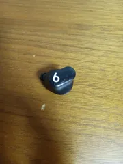 Beats Studio Buds ブラック 左耳のみのサムネイル