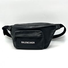 美品】BALENCIAGA バレンシアガ ボディバッグ 保存袋付 - メルカリ