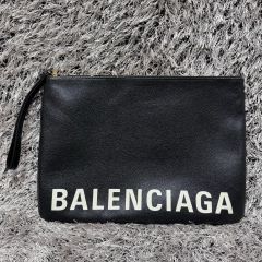 BALENCIAGA レザー クラッチバッグ 美品 - メルカリ