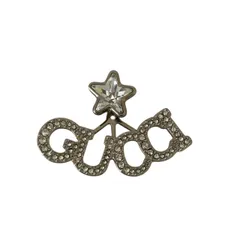 GUCCI グッチ シングル ピアス アクセサリー ジュエリー 小物 スターモチーフ ロゴ メタル ラインストーン シルバーのサムネイル