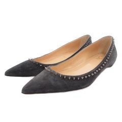 Christian Louboutin スタッズ フラットシューズ38 - メルカリ