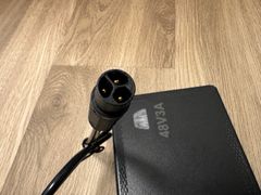MATE X 250W/750W 充電器 電動アシスト自転車 充電器 - メルカリ
