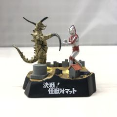 ウルトラマン 怪獣ジオラマフィギュア 2種セット - メルカリ
