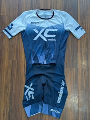 ブルーアーカイブ サイクルセパレートワンピース Mサイズ 試着のみ 砂