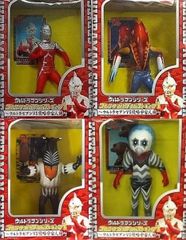 ウルトラマンコレクタブルソフビフィギュア4 『怪獣使いと少年』より全