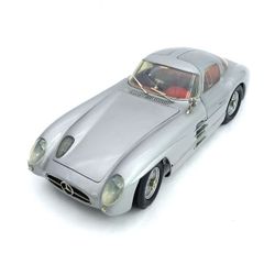 1/18 メルセデスベンツSLS AMG ディーラーエディション - メルカリ