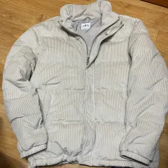 ZARA（ザラ） コーデュロイ ダウン 110サイズのサムネイル