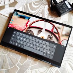 液晶タッチ 16G 256G ！11世代 i5 バックライトキーボード 東芝 - メルカリ