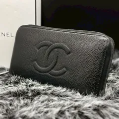 【黒に意志を宿す】　CHANEL　ココマーク キャビアスキン ラウンドファスナー長財布 8カード　ブラックのサムネイル