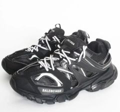 BALENCIAGA TRACK TRAINER サイズ40 ブラック - メルカリ