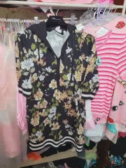 ジューシークチュール フラワー パータン フード Tシャツのサムネイル