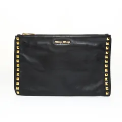 Miu Miu ミュウ ミュウ クラッチバッグ スタッズ レザー【中古】のサムネイル