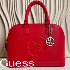 【美品】Guess ハンドバッグ レッド チャーム付きのサムネイル