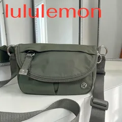 lululemon ショルダーバッグ カーキ ポシェットのサムネイル