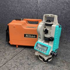 マキタ(makita) 6mmトリマ 3709【桶川店】 マキタ(makita) 6mmトリマ 3709【桶川店】 - メルカリ