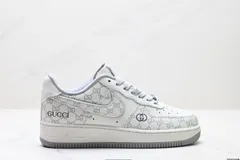 全新未使用NIKE AIR FORCE 1 '07 ルイ・ヴィトン コラボ KY8899-104のサムネイル