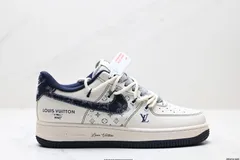全新未使用ナイキ エアフォース1 '07 LV8 ルイ・ヴィトン コラボ DM6868-060のサムネイル