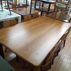 葉山家具 天然木ダイニングテーブル （椅子は直接引き取りの方のみお付けします） 葉山家具 天然木ダイニングテーブル （椅子は直接引き取りの方のみお