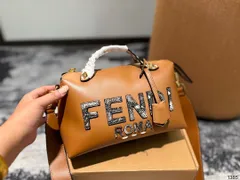 フェンティの小さな怪獣枕バッグ、ハンドバッグ、カメラバッグ、すなわちハンドバッグバッグバッグバッグバッグ、財布、鍵バッグ、小銭入れ、ハンドバッグ、バッグ、バッグ、ショルダーバッグ、ポーチを含むのサムネイル