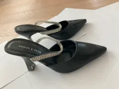 チャールズアンドキース ブラック ミュール キュービック ストラップ 靴 ハイヒール シューズのサムネイル