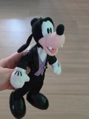 ビッグバンドビートBBBグーフィーぬいぐるみバッジ燕尾服赤ベスト