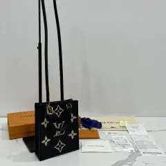 未使用新品 Louis Vuitton ルイヴィトン アンブラント プチ サックプラのサムネイル