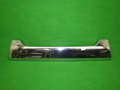 【中古】ハイエース 純正 フロントメッキグリル 一部のサムネイル