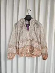正規品M アンナ 夏 アウターのサムネイル