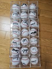 読売ジャイアンツ サイン入り野球ボール ケース付き - メルカリ