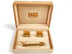 ダックス　DAKS　ロゴ　ネクタイピン　カフス　セット　ゴールドカラー×シルバーカラー　送料無料のサムネイル