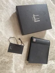 【未使用品】dunhill ダンヒル 二つ折り財布 ディーエイト ブラック コインケース付き　コンパクトウォレットのサムネイル