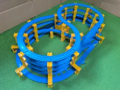 プラレール　ぐるぐる無限ループ ４段タワー・ベーシック レイアウト