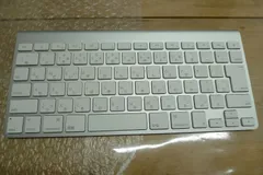 アップル Apple ワイヤレスキーボード A1314  apple 管理g0713のサムネイル