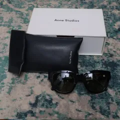 Acne Studios アクネストゥディオズ アークス オーバーサイズ サングラス ブラック フルセットのサムネイル