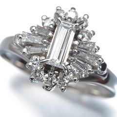 ルビー 0.54ct/0.54ct ダイヤ ダイヤモンド 0.25ct/0.25ct 揺れる