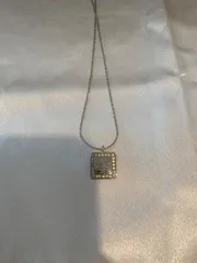 ジバンシー　ネックレスのサムネイル