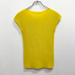 me ISSEY MIYAKE  ミー イッセイミヤケ 半袖Tシャツ ノースリーブ トップス プルオーバー  イエロー【送料込み】のサムネイル