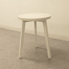 BoConceptハンドル付き ラウンドサイドテーブル アッシュグレー - メルカリ