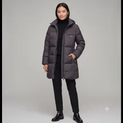 PRADA/プラダ  29F430 トライアングルロゴ 21年 38 ナイロン ダウンジャケット ブラック レディース ブランドのサムネイル