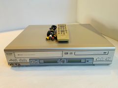 シャープ VHS DVD 一体型プレーヤー DV-GH700 - メルカリ
