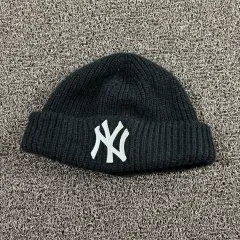 MLB NEW YORK NEW YORK YANKEES ブラック ビーニーのサムネイル