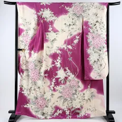 豪華振袖　草花文　舞桜　暈し染め　正絹　振袖　着物　和装　赤　白　花　成人式のサムネイル